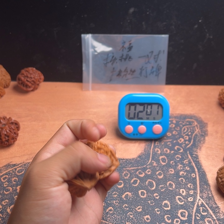 凉***薄吊坠文玩核桃随机
