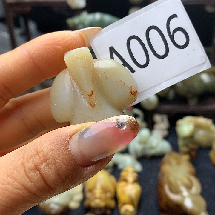 和田玉未镶嵌车挂