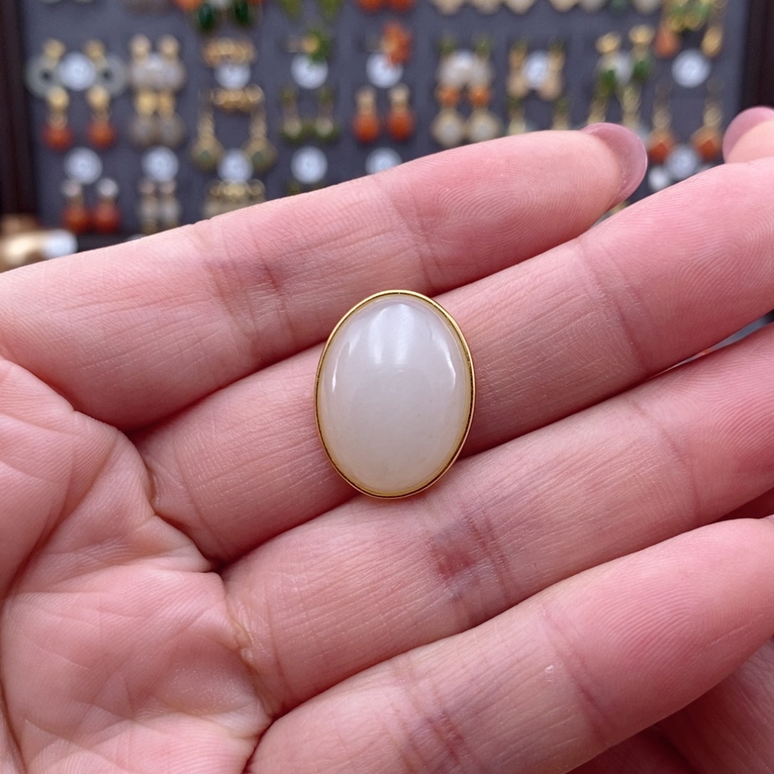 银S925镶嵌和田玉耳饰珍*