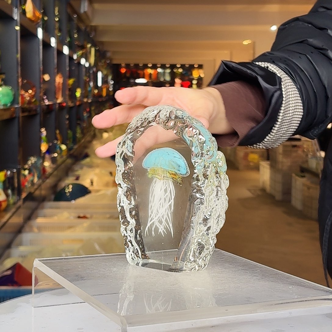 摆件琉璃岛是世界著名古人类