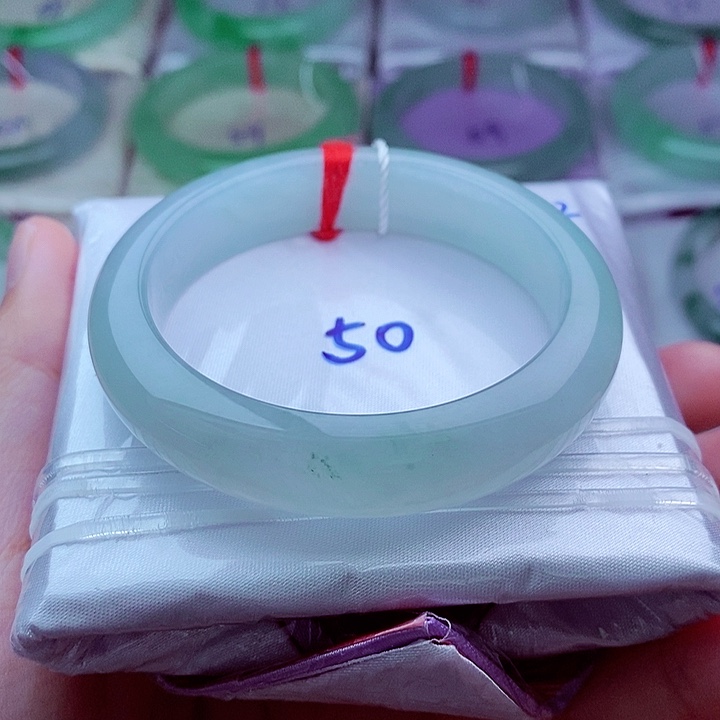 翡翠未镶嵌手镯0292-50圈口 飘花 冰润细腻