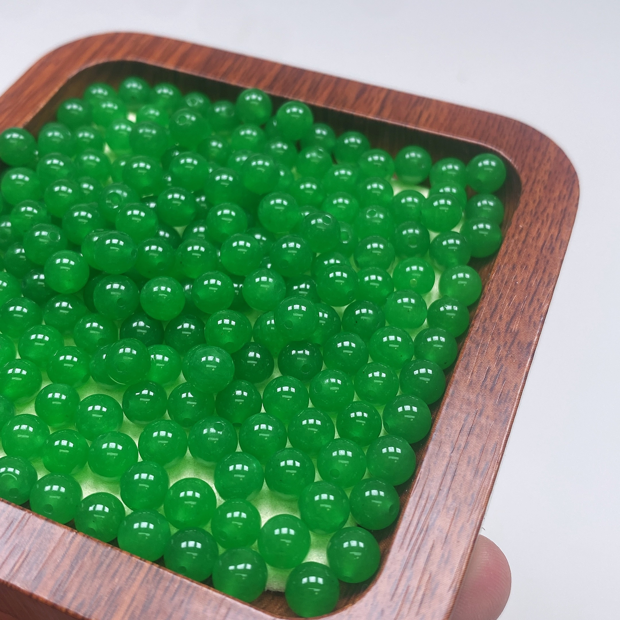 卡6➕天然缅a辣绿圆珠散珠 多样性发一颗