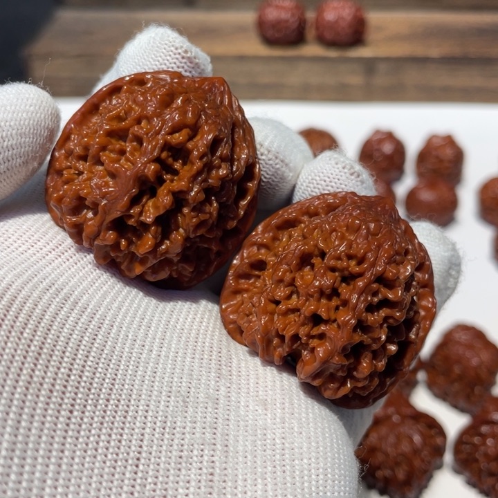 文玩核桃吊坠?*?满天星700.07.40