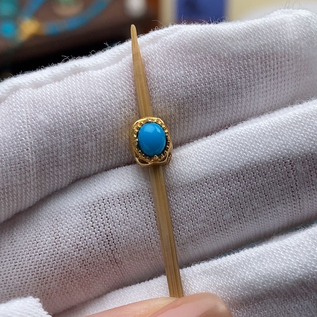 绿松石18K金镶嵌绿松石配饰