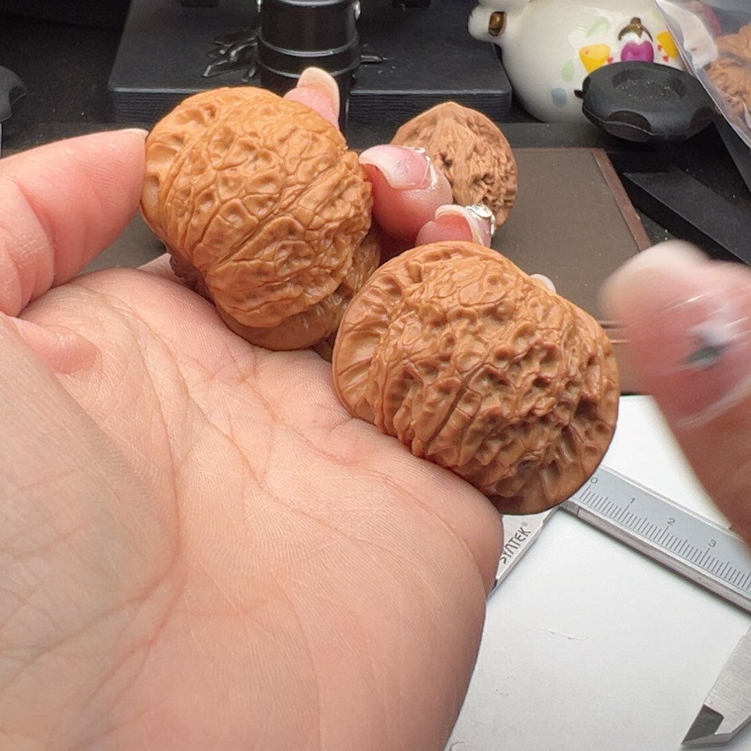 文玩核桃把件血麒麟43