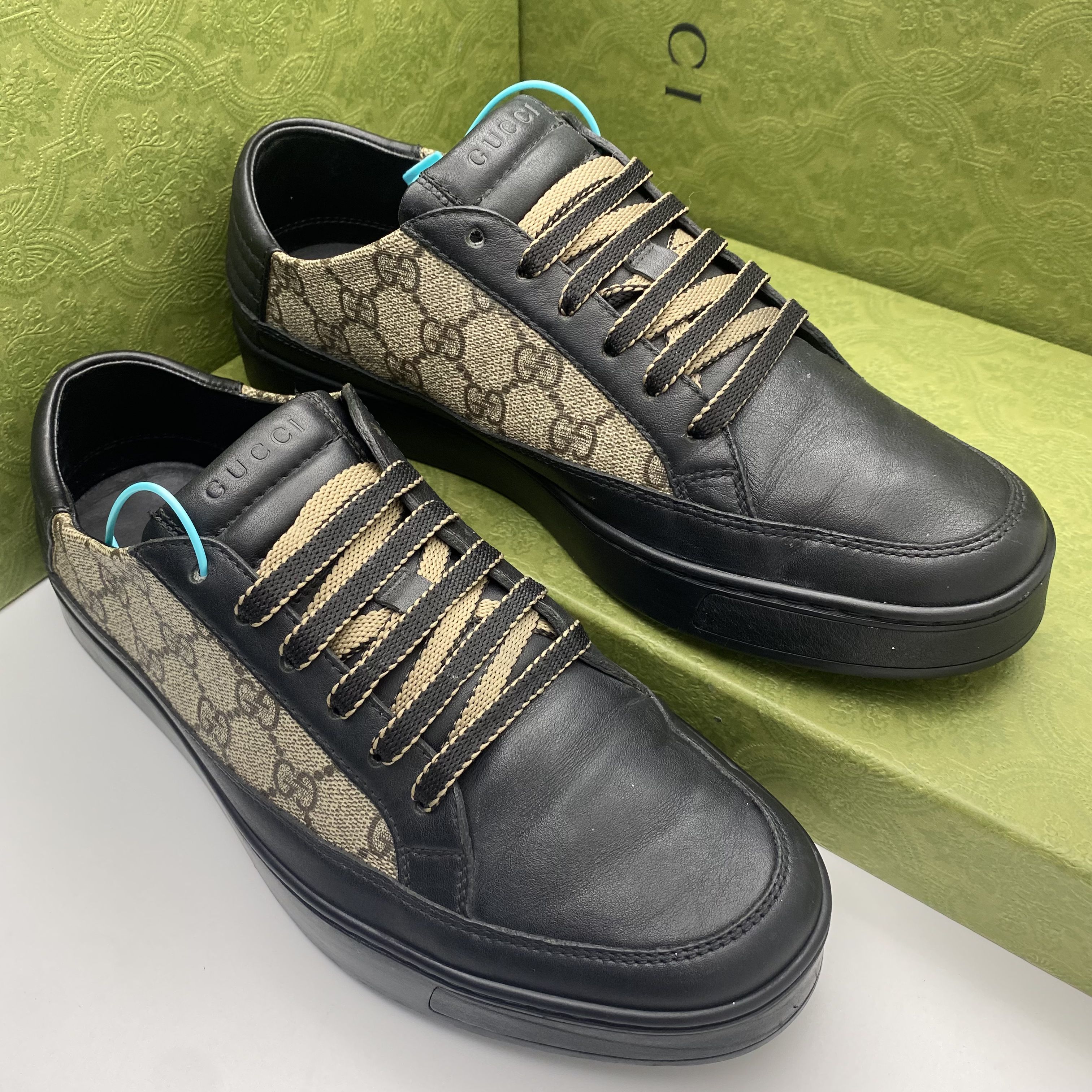 95新 GUCCI/古驰 41.5欧码/黑棕色双G半印老花休闲时尚板鞋