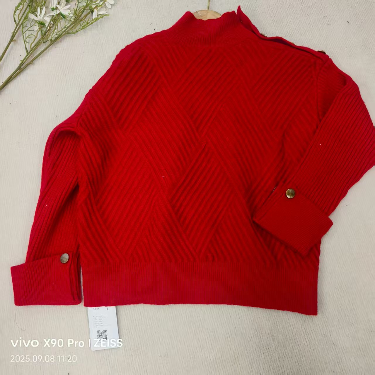 唯琳剪标  C12-5-1241款  红色圆领套头长袖毛衣