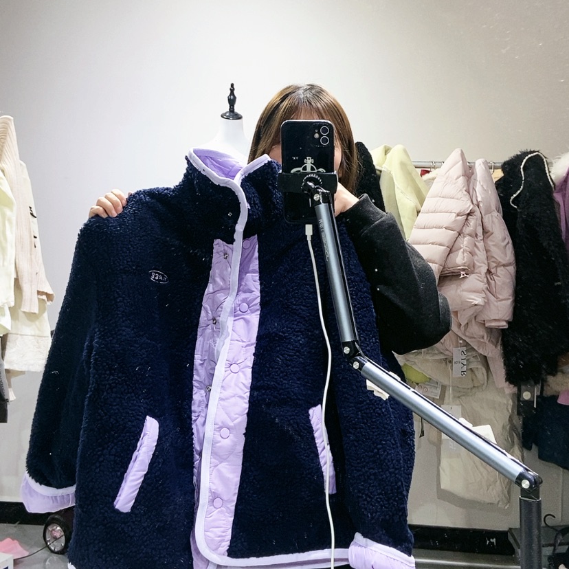 【闪购商品】蓝色外套