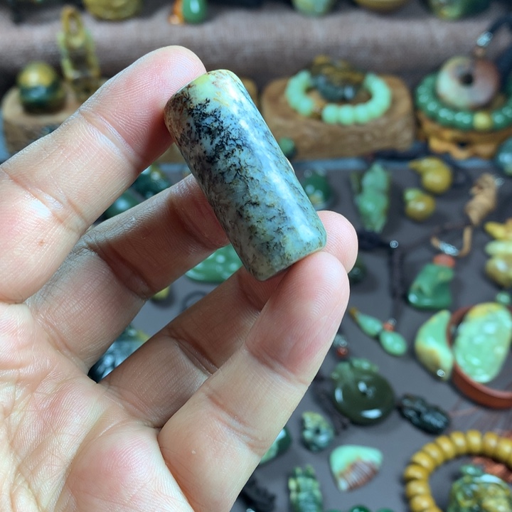 岫岩河磨玉（透闪石质玉）未镶嵌吊坠(赠链)