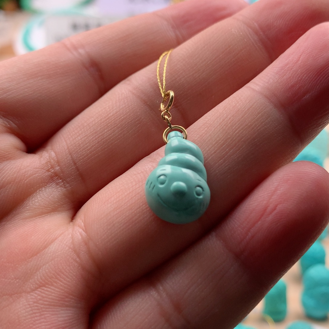 绿松石配饰未镶嵌