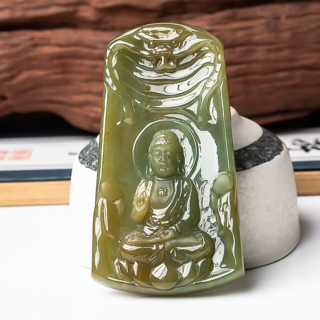 天然A货翡翠黄翡守护神挂件正品缅甸老坑大日如来玉佛吊坠 42.70g
