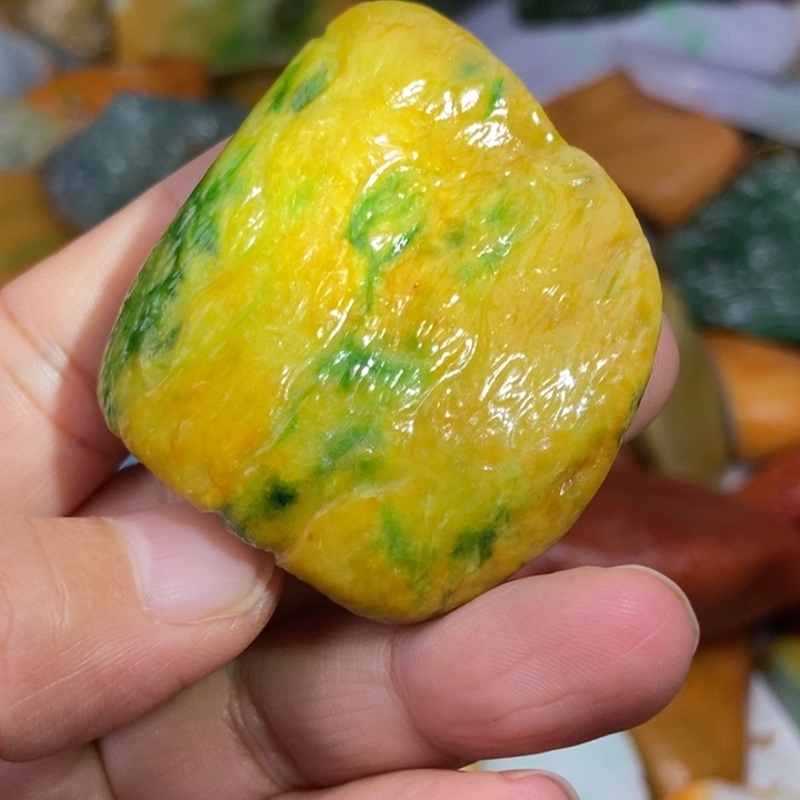 定制翡翠未镶嵌包工