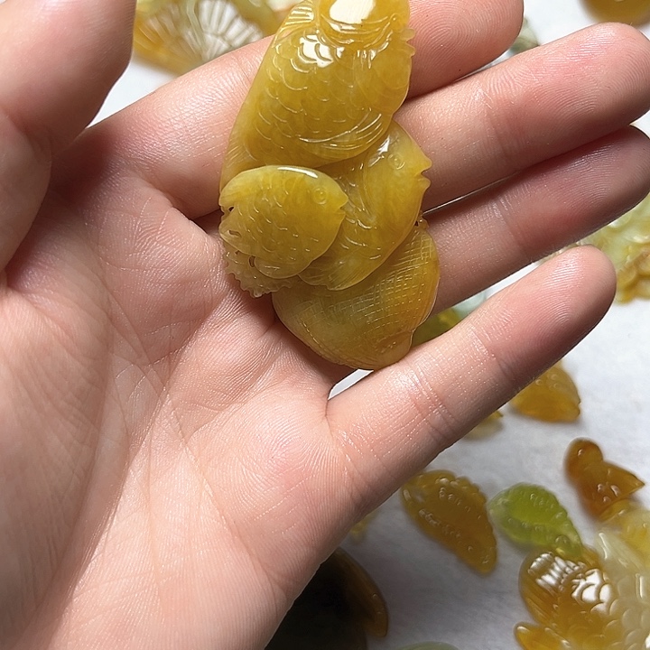 蛇纹石玉颈饰未镶嵌毛*