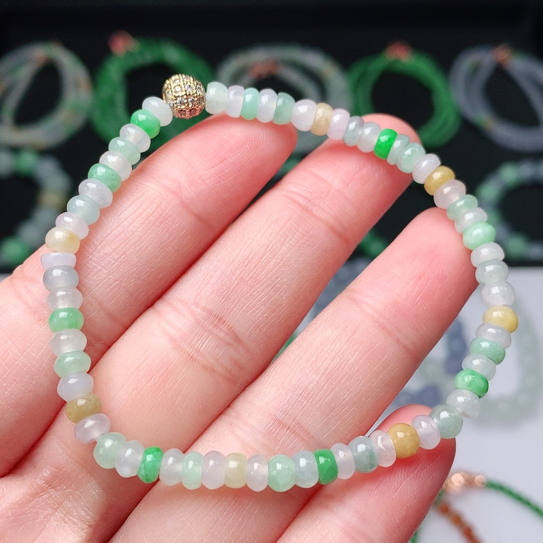 翡翠手链未镶嵌翡翠