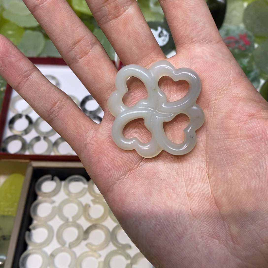 岫玉未镶嵌吊坠(不含链)两单包邮