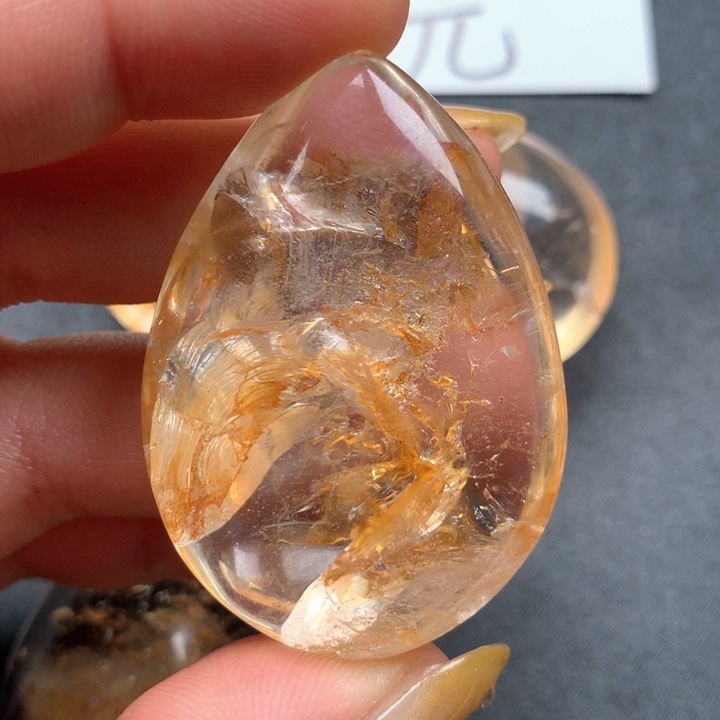 水晶颈饰未镶嵌闪****?水晶