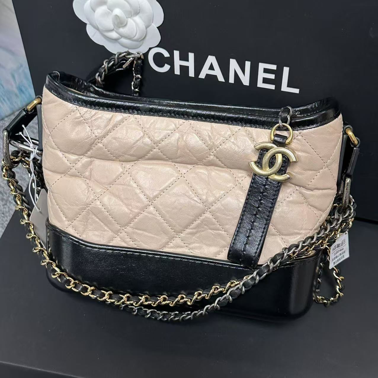 95新 Chanel/香奈儿 泡泡专属/香奈儿奶茶拼色流浪斜挎包/98新