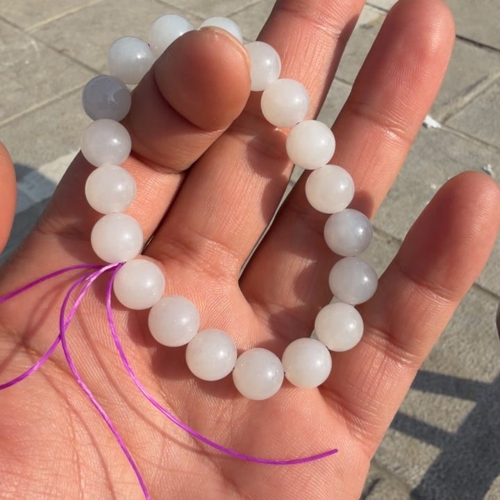 像***风和田玉未镶嵌颈饰