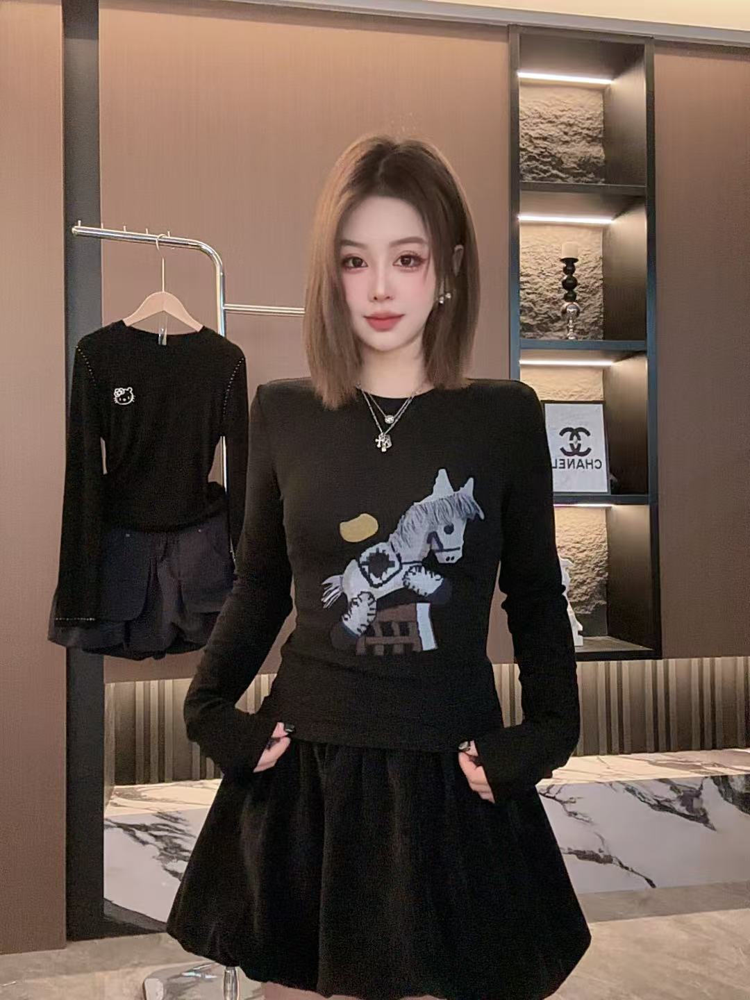 【桃桃】【跨栏小马】CT52-32秋季流光风羊毛流行印花T恤正肩