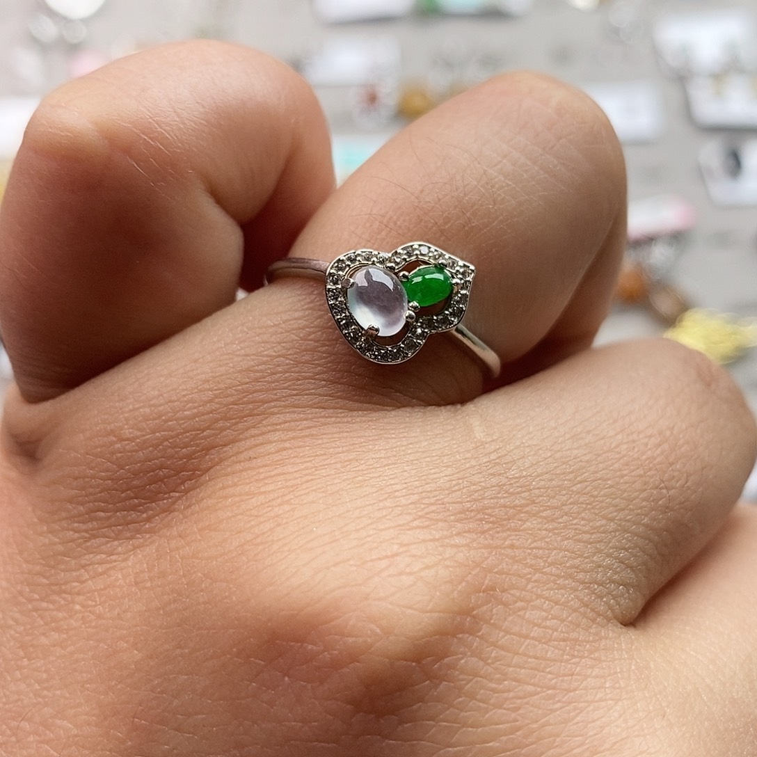 翡翠未镶嵌戒指翡翠