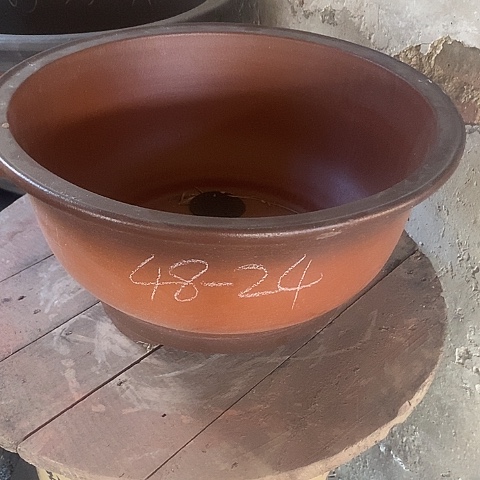 紫砂中国宜兴紫砂花盆，