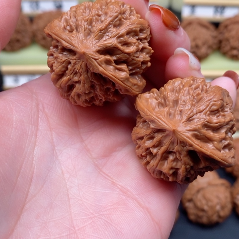 【闪购商品】文玩核桃吊坠元*-野牛