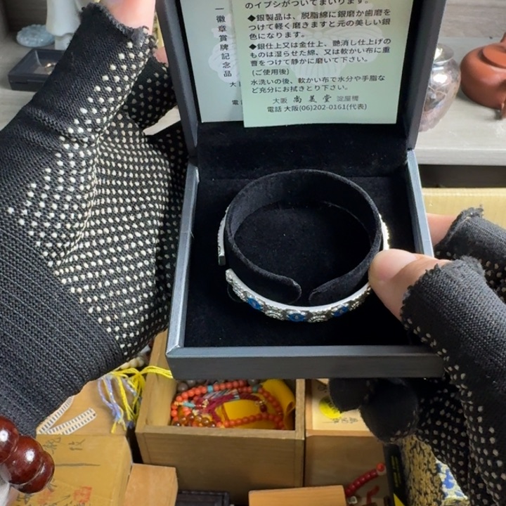 砖雕瓷器工艺品摆件等