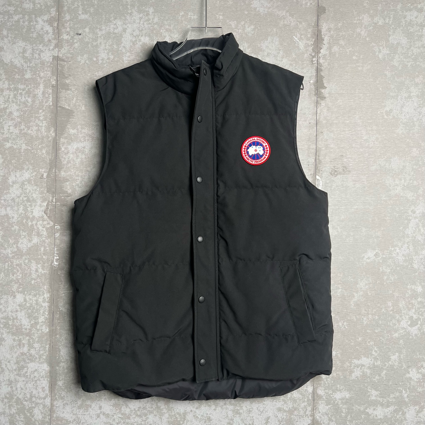 未使用 WE11 DONE 瑕疵/L *1/Canada加拿大鹅羽绒马甲/13182