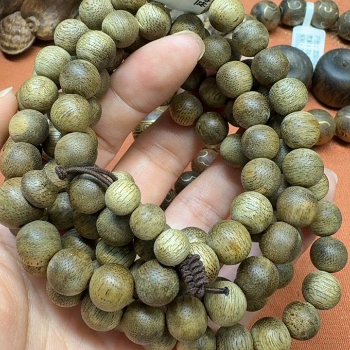 大叶紫檀（黑酸枝木类）