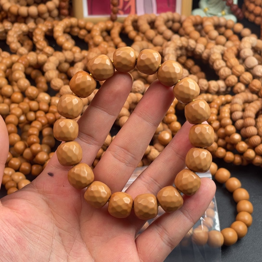 手串猴头核桃@*.泛油油点龙炎钻石面 A7