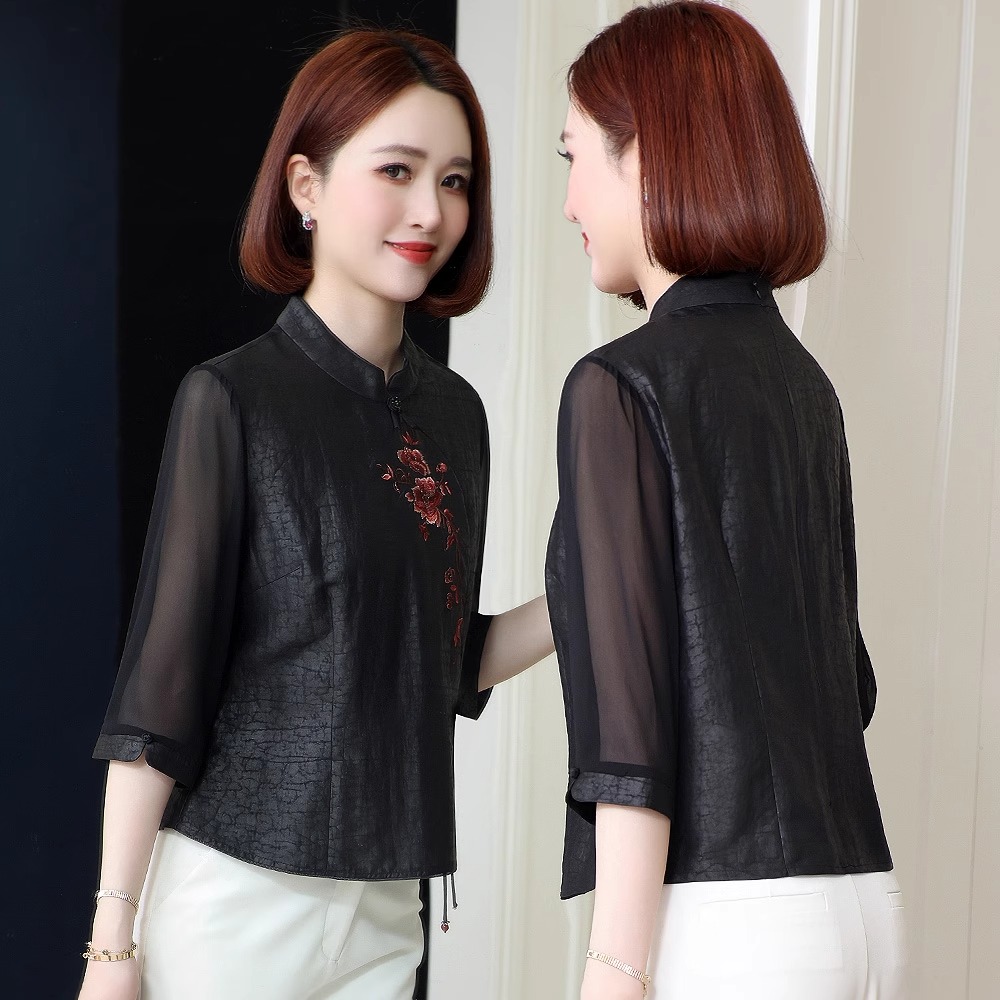 香云纱妈妈装高端品牌龟纹上衣女夏2025新妈妈复古绣花桑蚕丝衬衣