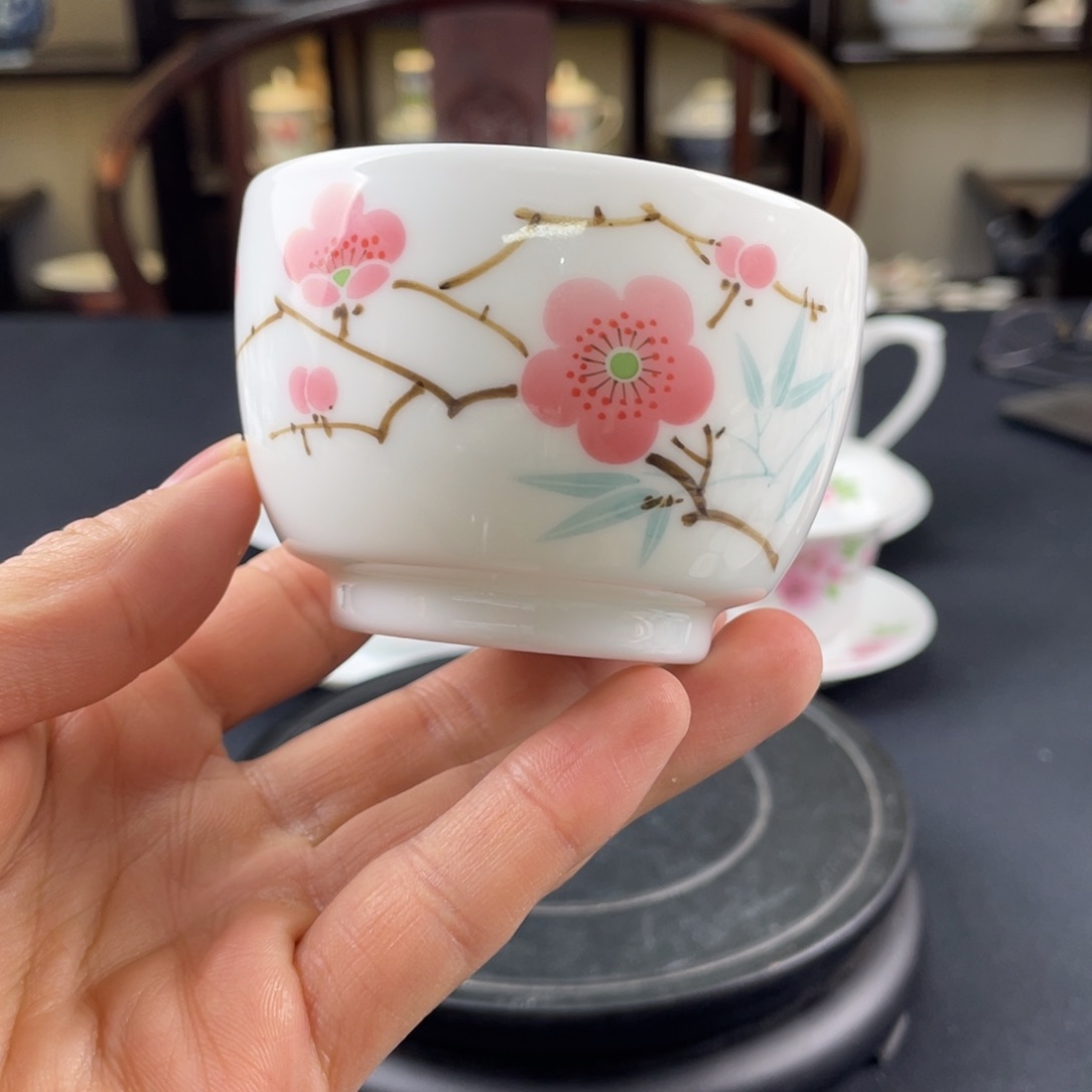 瓷片轻工业陶瓷研究所