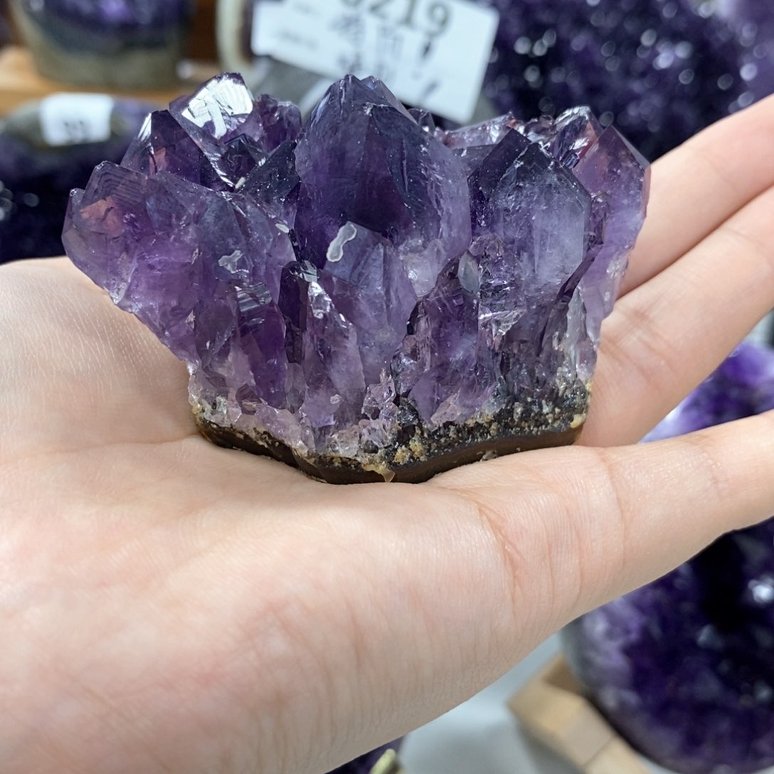 未镶嵌水晶大型摆件（非配饰）