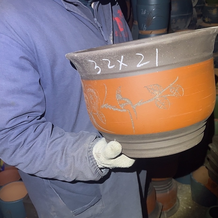 紫砂花盆紫砂花盆和小