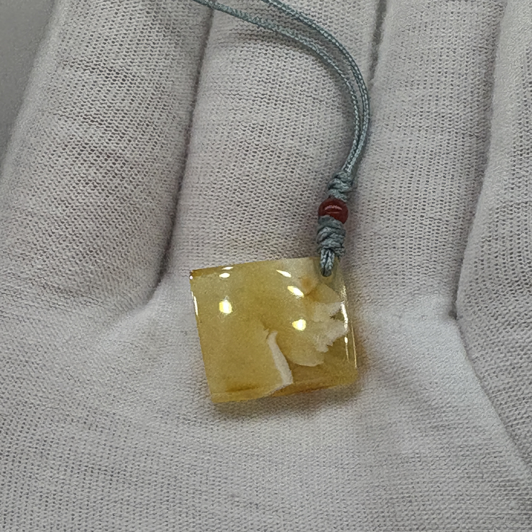 原矿俄料白花蜡手机链1.18g天然蜜蜡