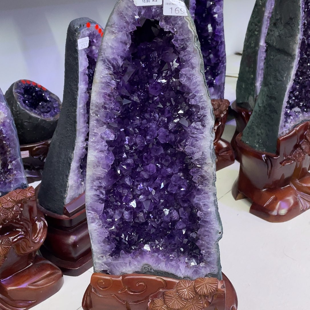 浅***.大型摆件（非配饰）紫晶未镶嵌朱