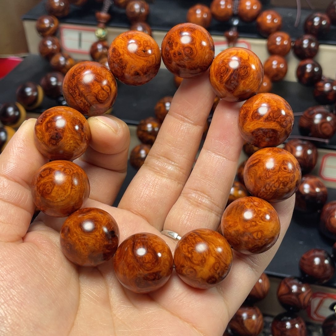 暧***丶花梨木类2.0爆满瘤疤