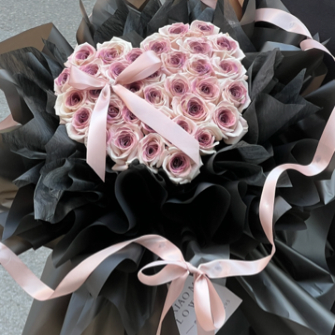 【33朵心形乌梅子酱】33朵曼塔玫瑰乌梅子酱【甜甜乌梅子酱】花束