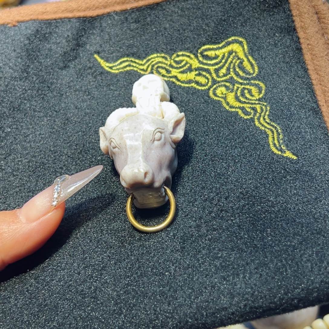 鹿骨把件鹿角鹿骨