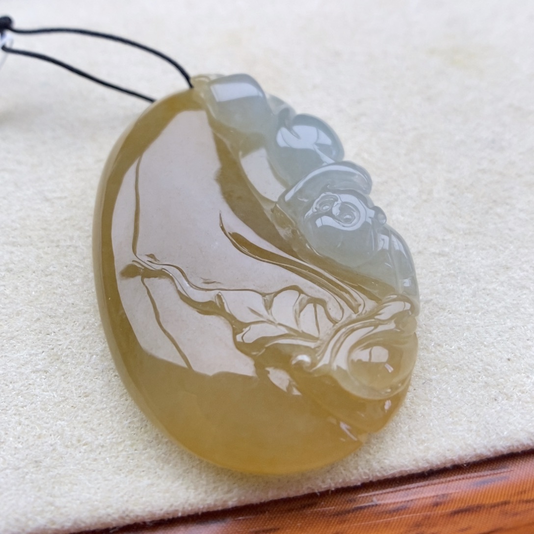 翡翠未镶嵌颈饰吊坠50