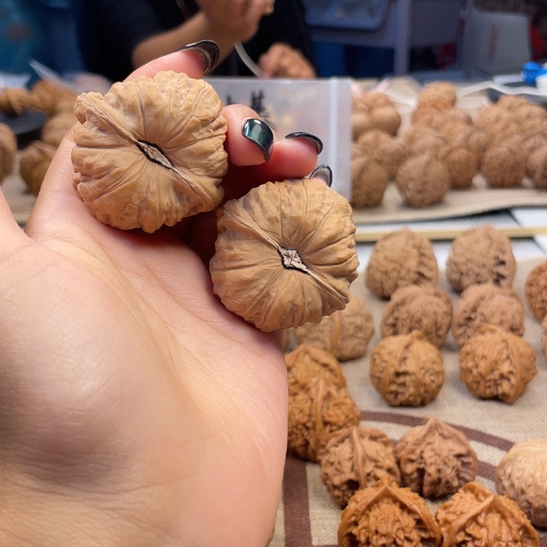 文玩核桃吊坠南瓜墩