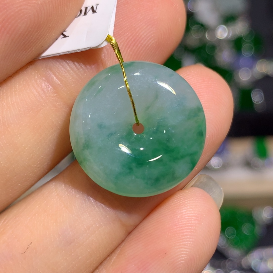 翡翠颈饰未镶嵌9、