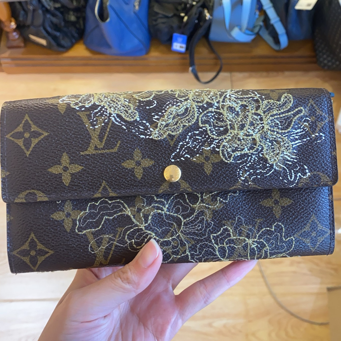 95新 LouisVuitton/路易威登 御古屋/57745/LV 限量刺绣钱包