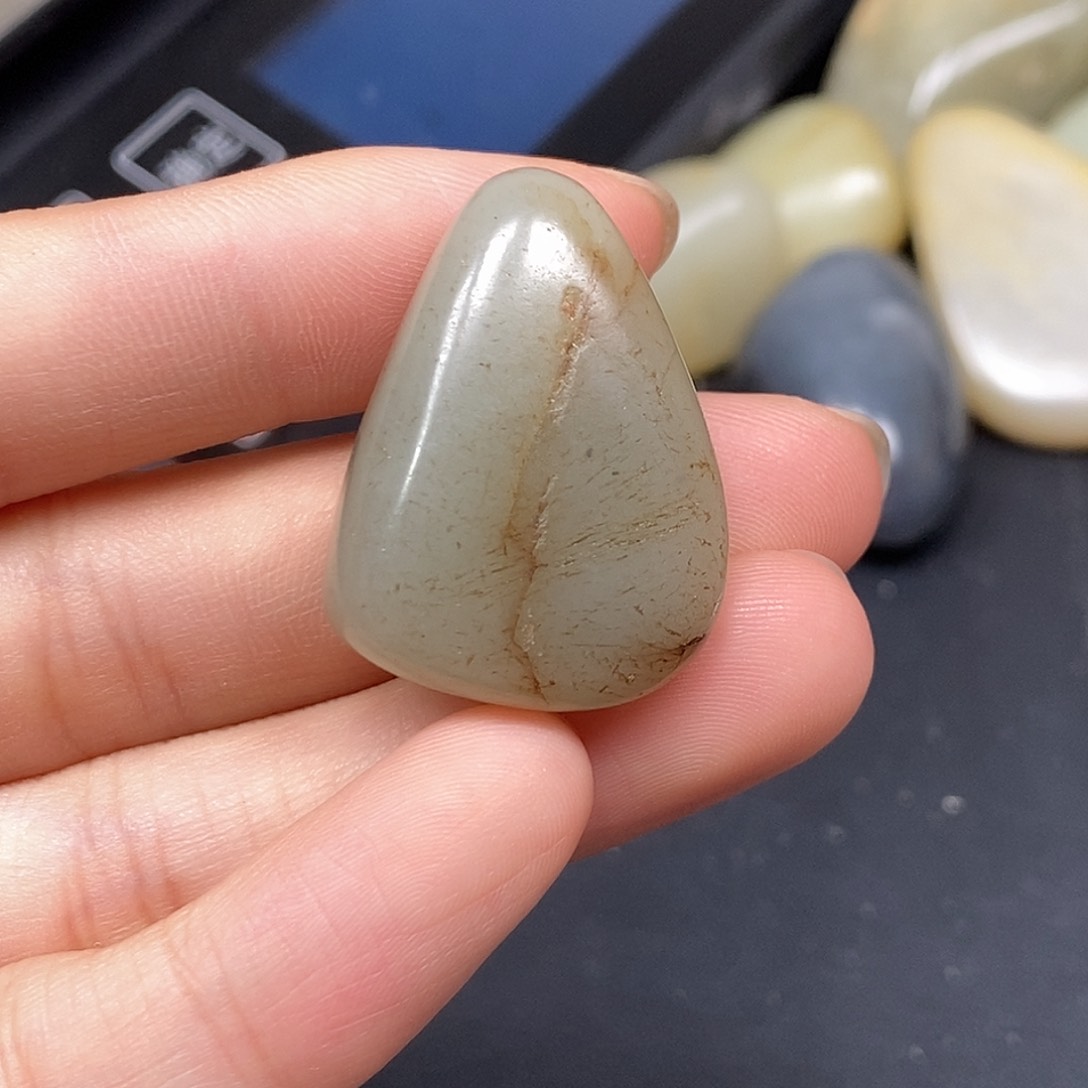 和田玉（糖玉）未镶嵌挂件