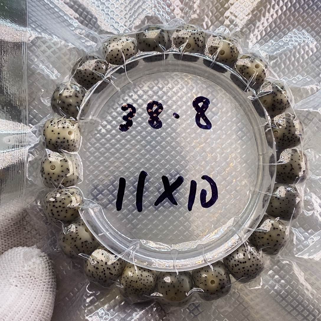 福利11x10大眼石玉料f15