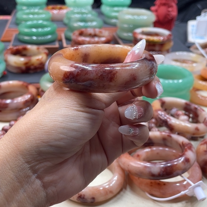 石英质玉钛钢珠宝奇石