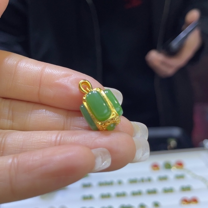 和田玉银S925镶嵌颈饰