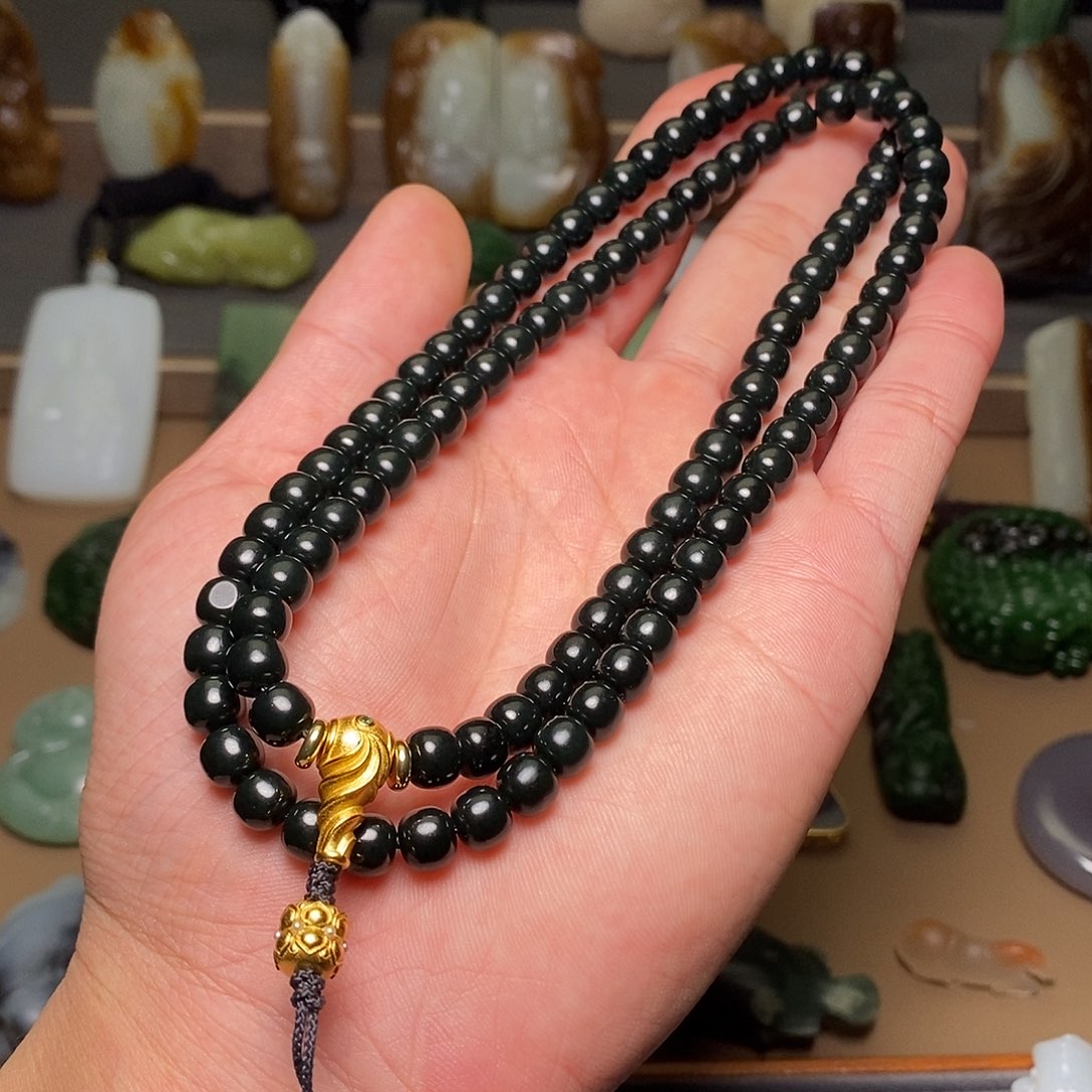 和田玉颈饰未镶嵌程*