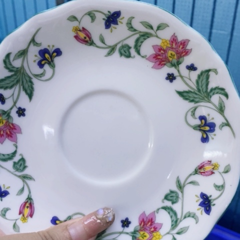 瓷片哈哈真的好喜欢