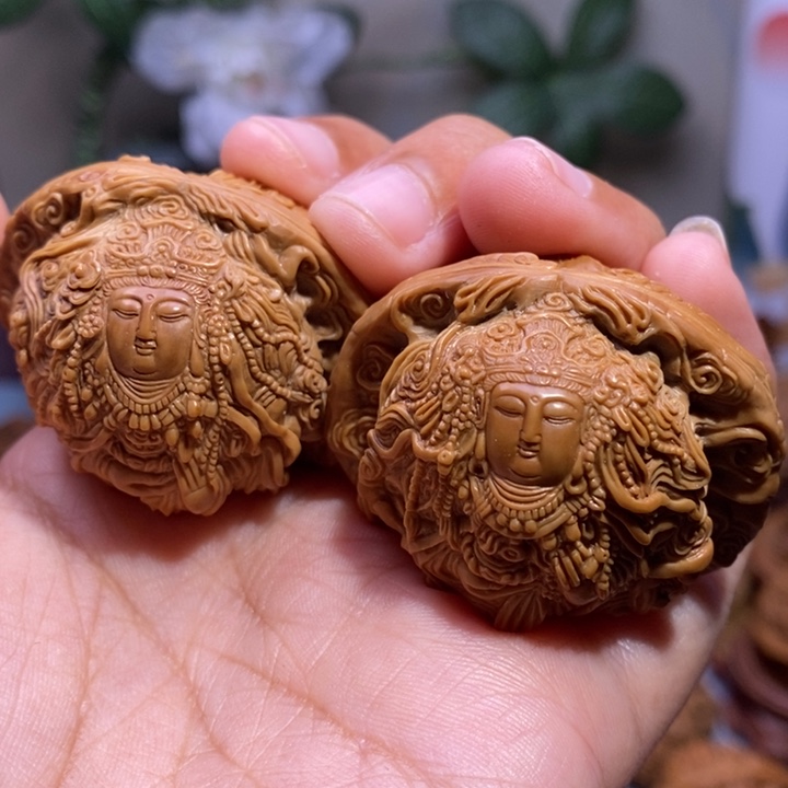 【闪购商品】核桃手串/手链〃***生水月观音